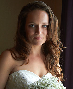 Wedding photo portrait of bride